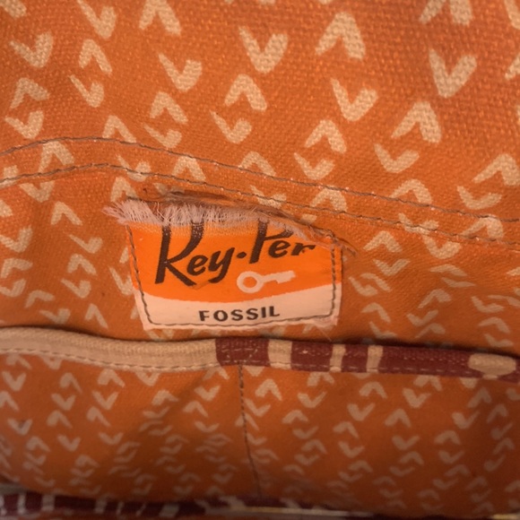 Fossil Key-Per Vintage Crossbody - Picture 6 of 8